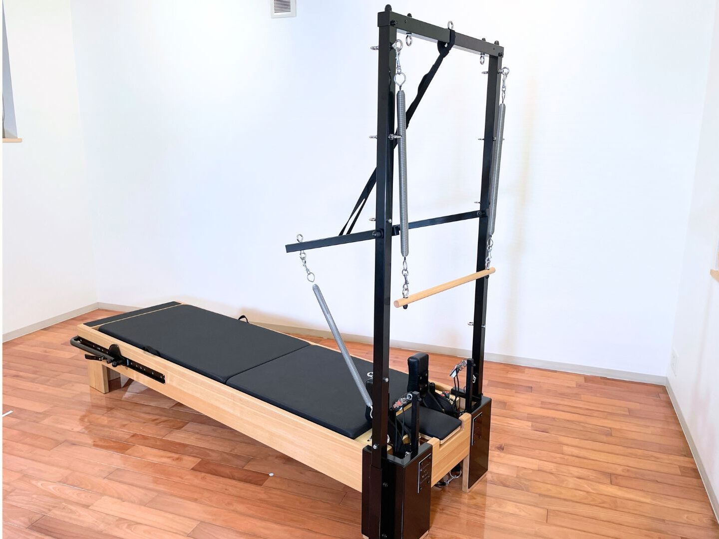 ピラティス リフォーマー STOTT PILATES（動画ガイド有】今話題の 